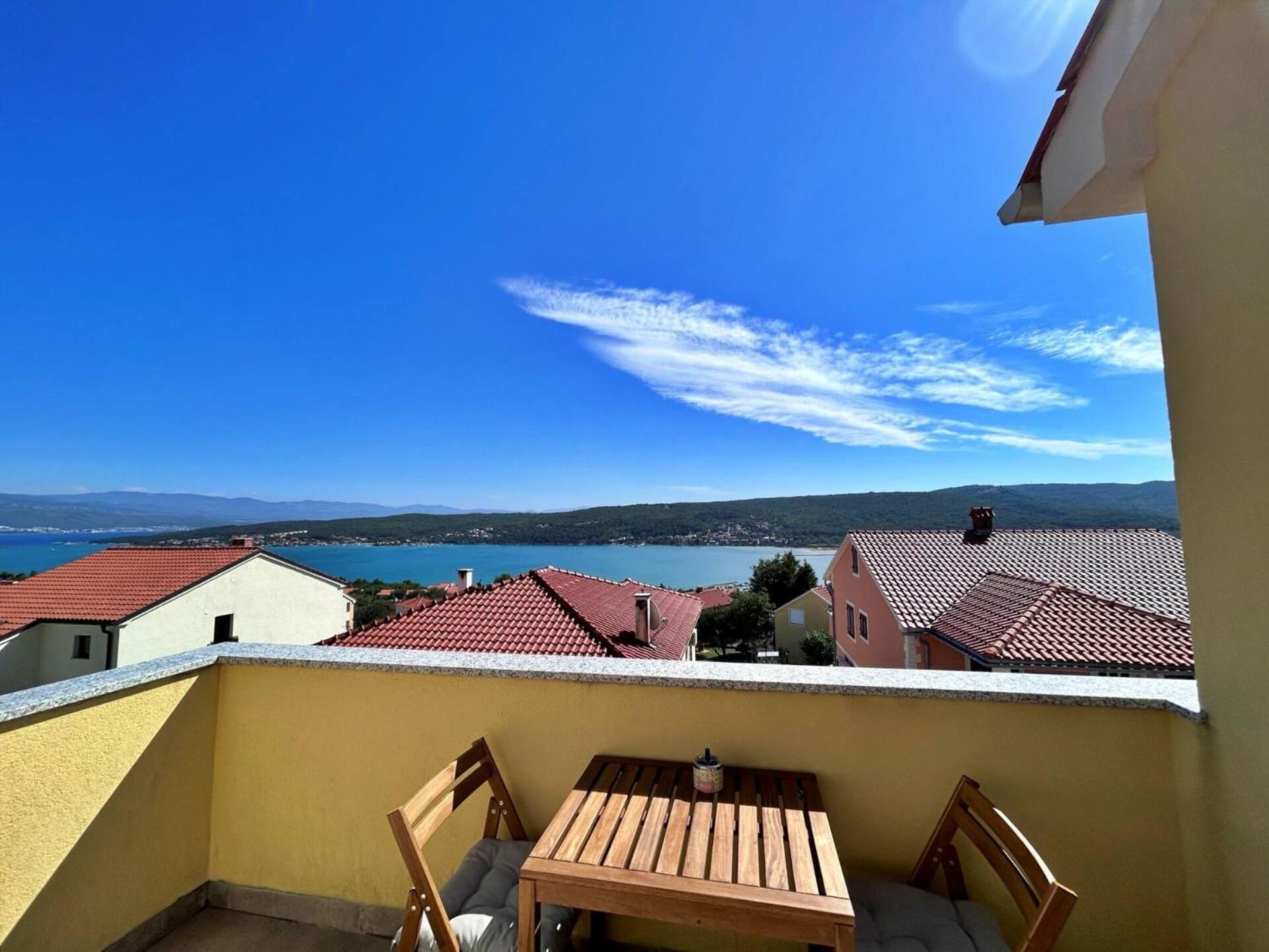 In Turizam Apartments Čižići Bagian luar foto